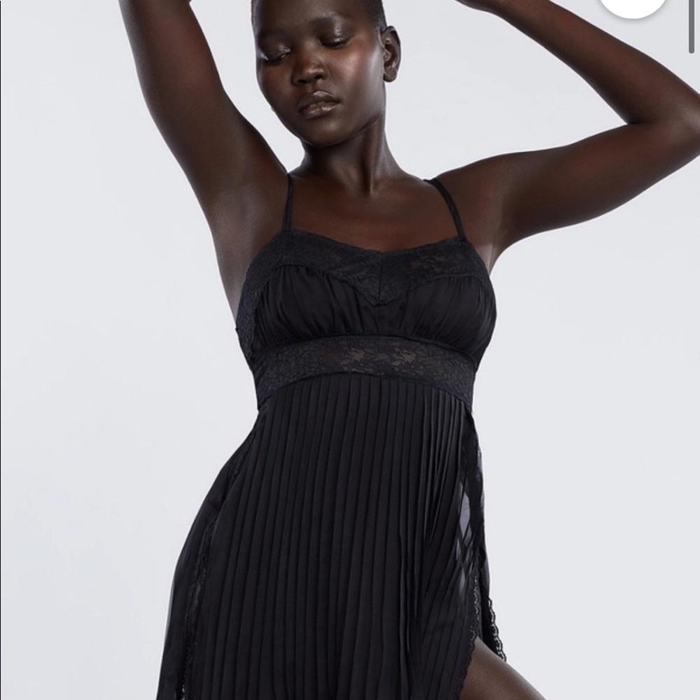 Savage x fenty black baby doll lace dress